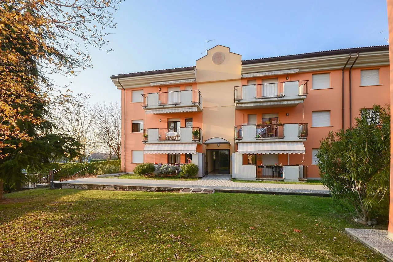 Contatti di Casa vacanze con ampia piscinaLago e Terme